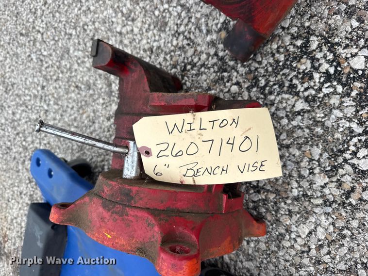 image for item FB0767 Tools