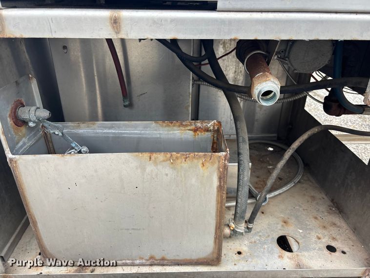 image for item FB0769 2012 Alkota 4201 NGUL pressure washer