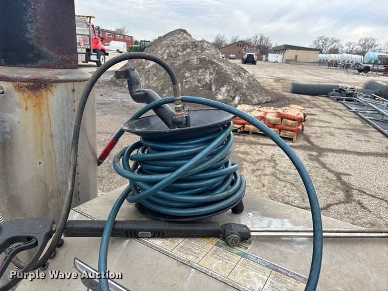 image for item FB0770 2012 Alkota 4201 NGUL pressure washer