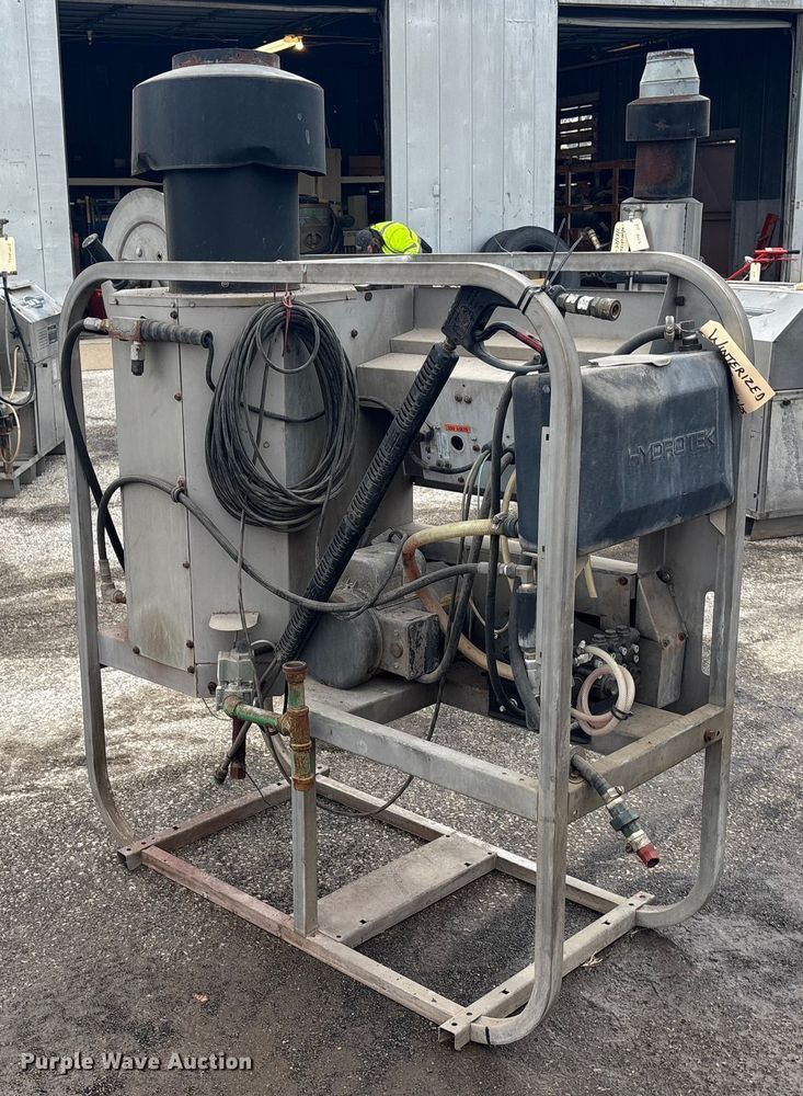 image for item FB0771 2015 Hydro Tek HN20004E2G pressure washer