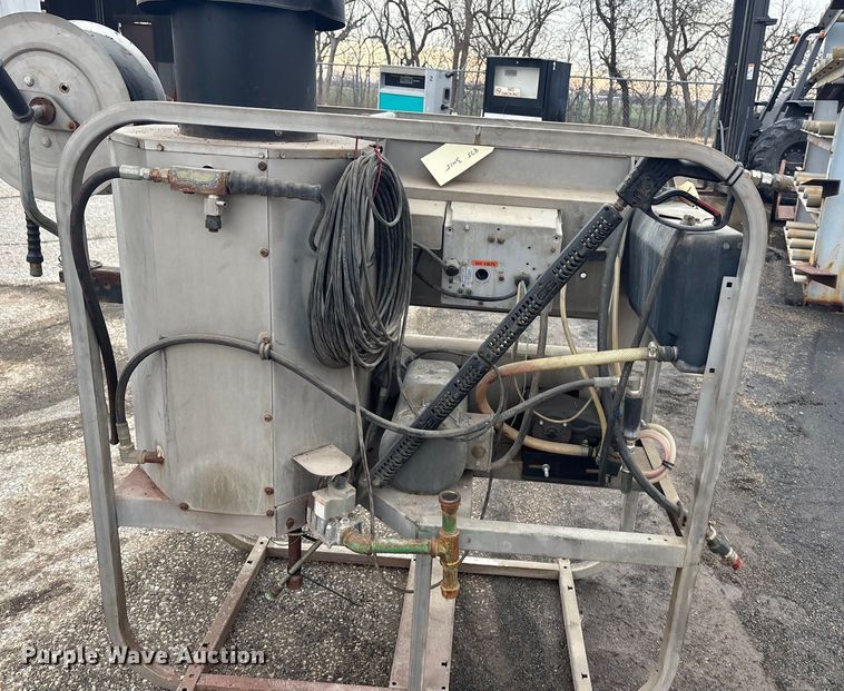 image for item FB0771 2015 Hydro Tek HN20004E2G pressure washer