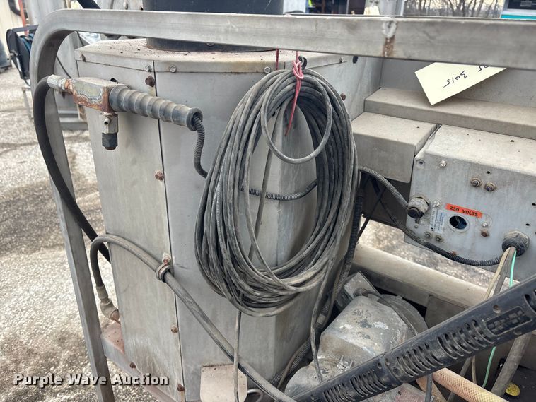 image for item FB0771 2015 Hydro Tek HN20004E2G pressure washer