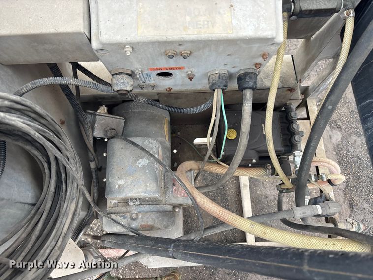 image for item FB0771 2015 Hydro Tek HN20004E2G pressure washer