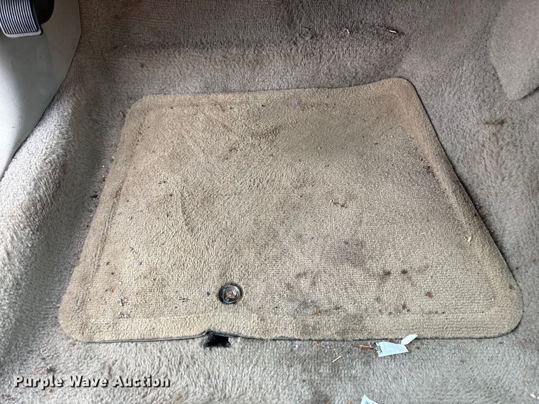 image for item FB0776 2010 Ford Crown Victoria 