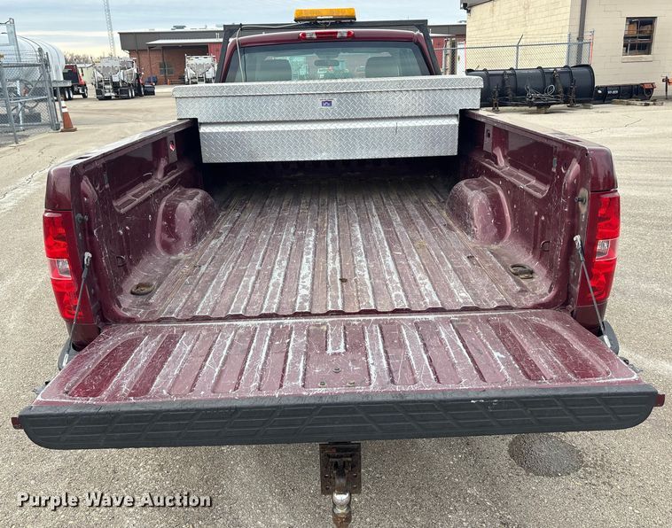 image for item FB0778 2009 Chevrolet Silverado 1500 Ext. Cab pickup truck