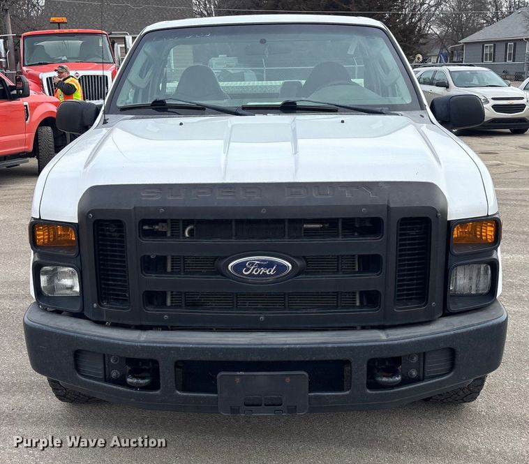 image for item FB0779 2008 Ford F250 Super Duty pickup truck