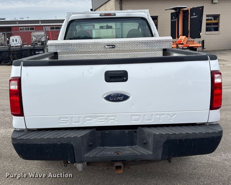 image for item FB0779 2008 Ford F250 Super Duty pickup truck