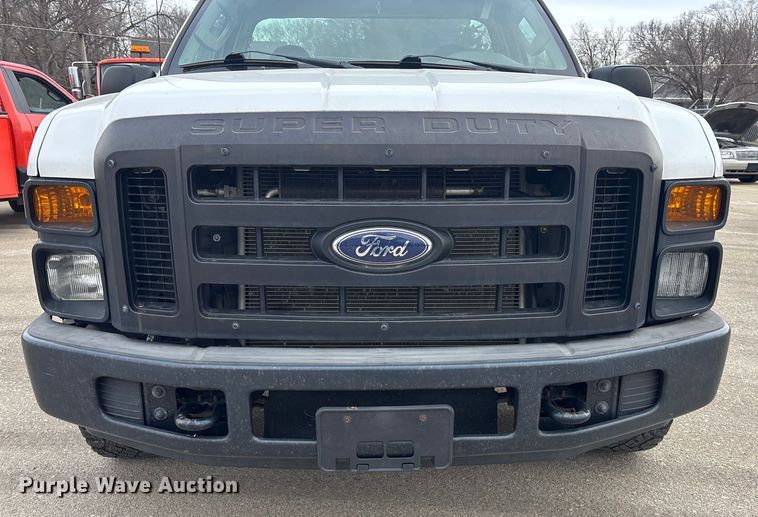 image for item FB0779 2008 Ford F250 Super Duty pickup truck