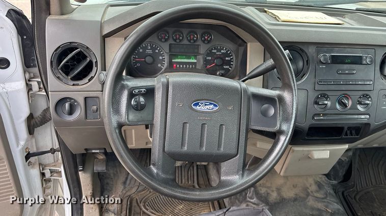 image for item FB0779 2008 Ford F250 Super Duty pickup truck