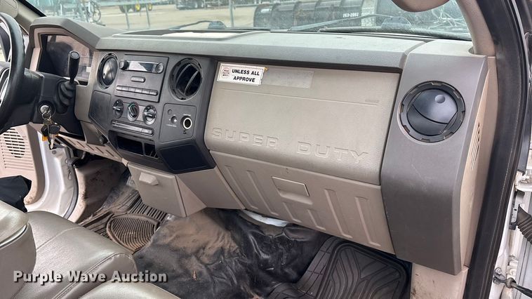 image for item FB0779 2008 Ford F250 Super Duty pickup truck