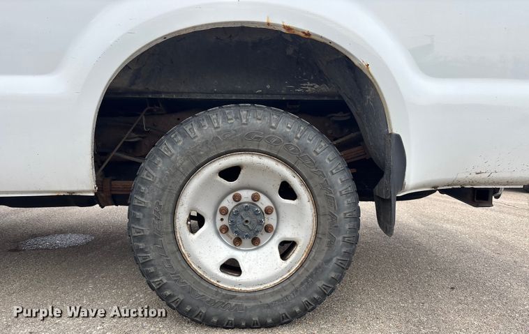 image for item FB0779 2008 Ford F250 Super Duty pickup truck