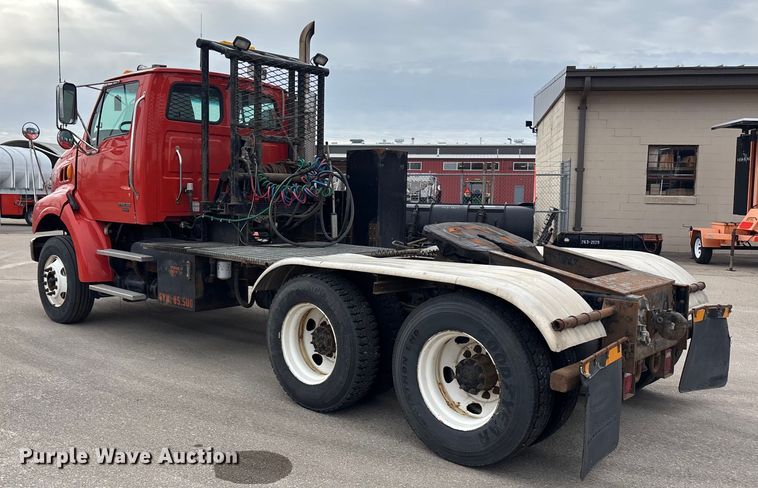 image for item FB0781 2006 Sterling L9500 Series semi truck