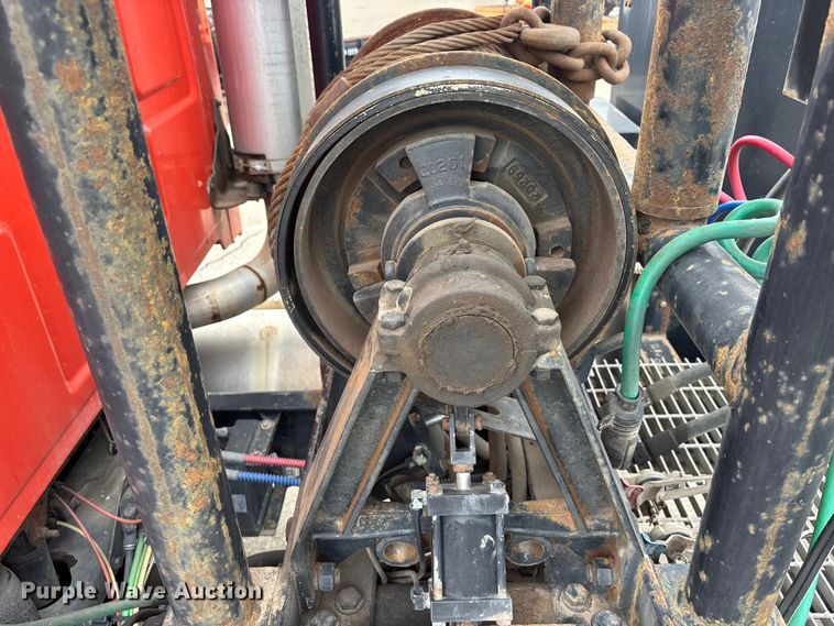 image for item FB0781 2006 Sterling L9500 Series semi truck