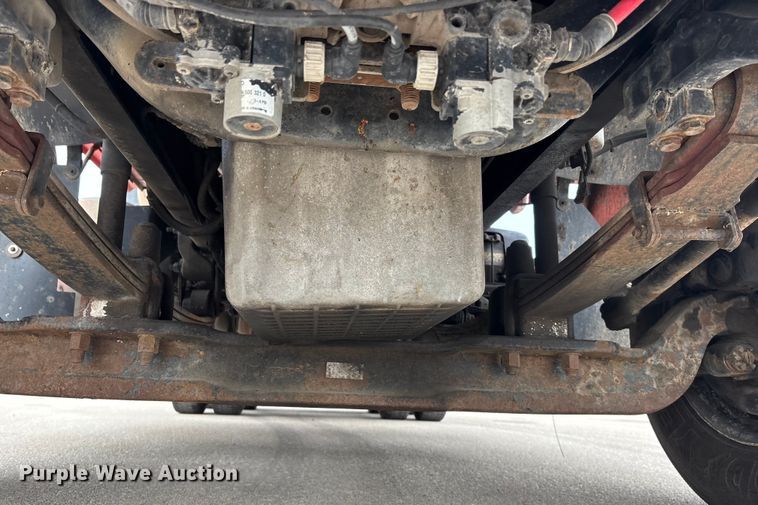 image for item FB0781 2006 Sterling L9500 Series semi truck