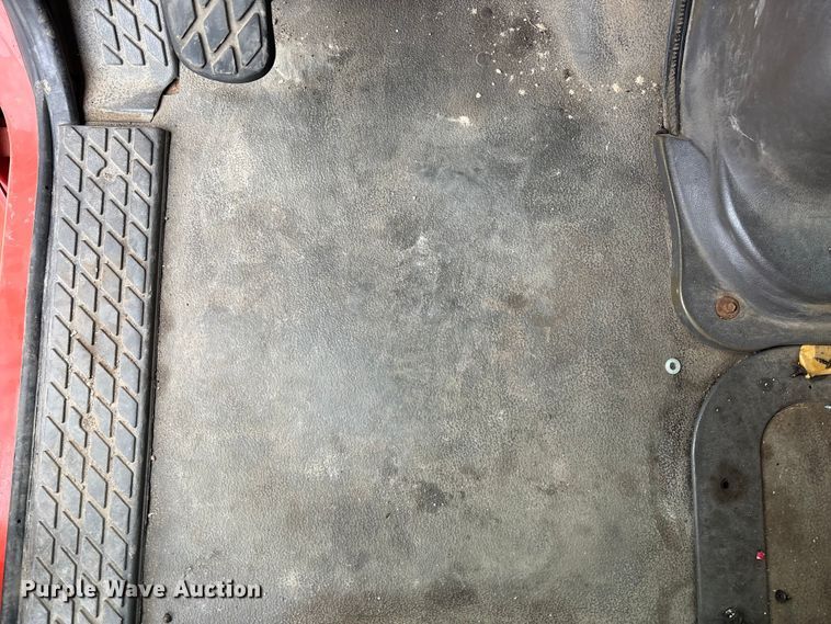 image for item FB0781 2006 Sterling L9500 Series semi truck