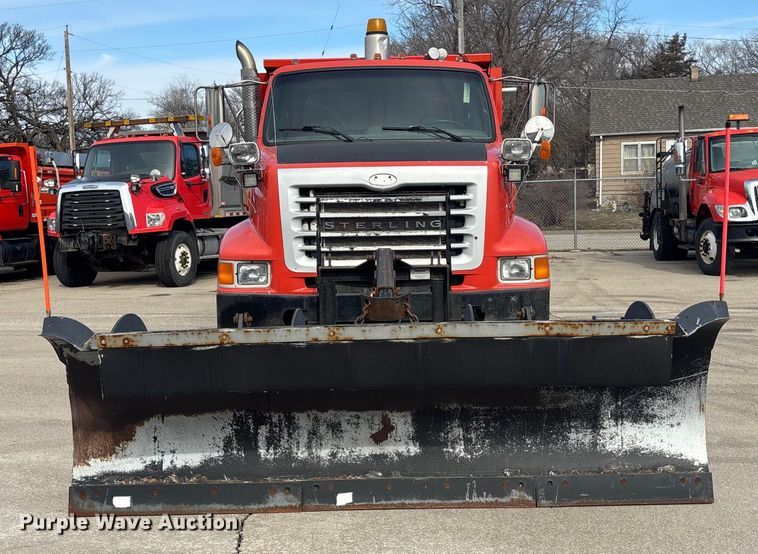 image for item FB0782 2006 Sterling L7500 dump truck