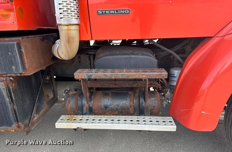 image for item FB0782 2006 Sterling L7500 dump truck