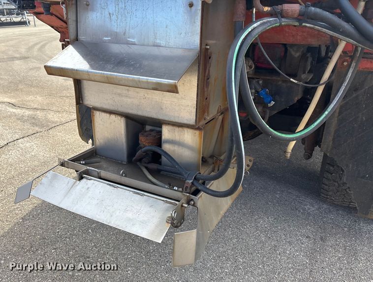 image for item FB0782 2006 Sterling L7500 dump truck