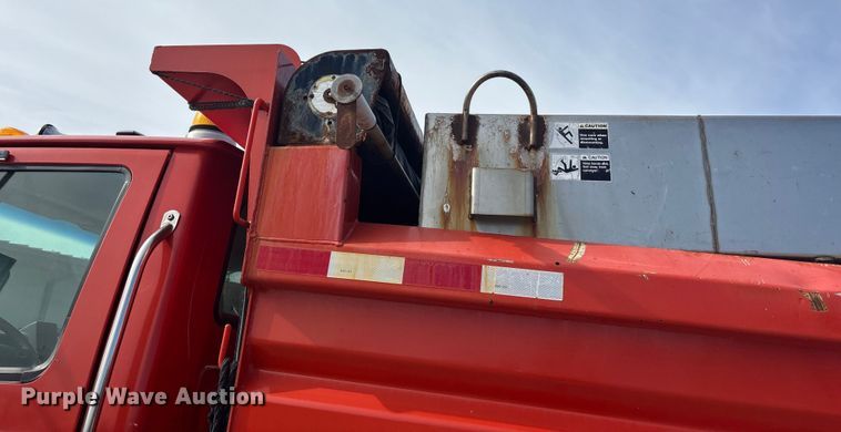 image for item FB0782 2006 Sterling L7500 dump truck