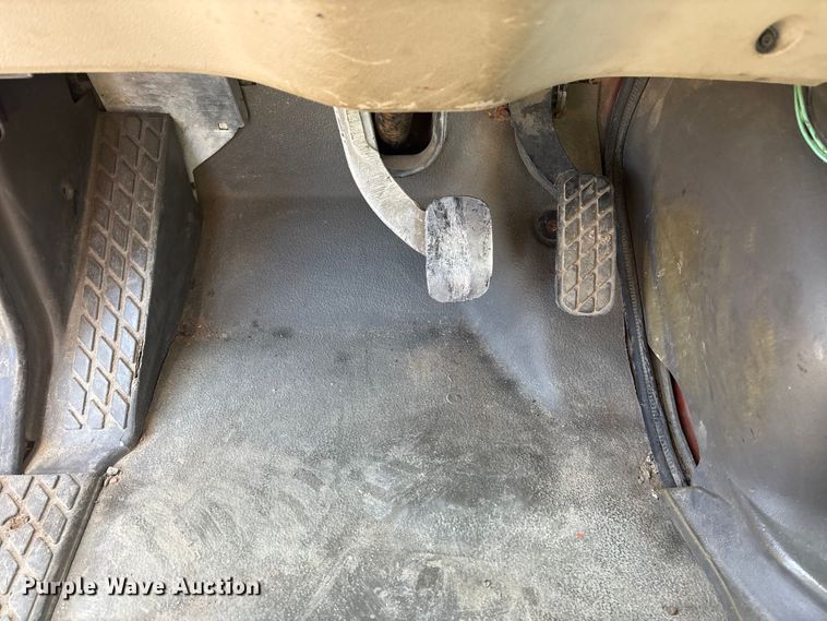 image for item FB0782 2006 Sterling L7500 dump truck