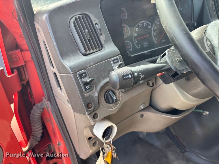 image for item FB0782 2006 Sterling L7500 dump truck