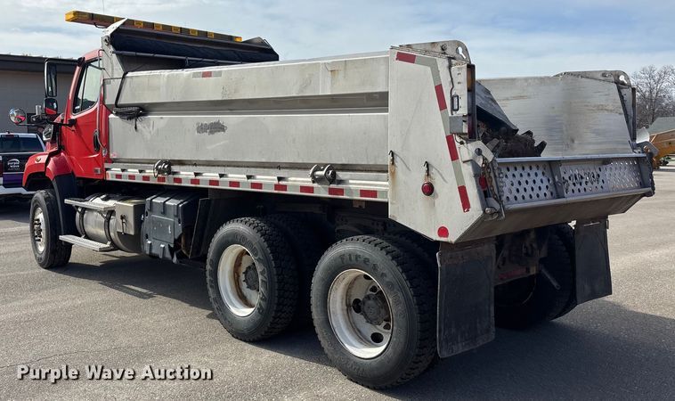 image for item FB0783 2015 Freightliner 108SD dump truck