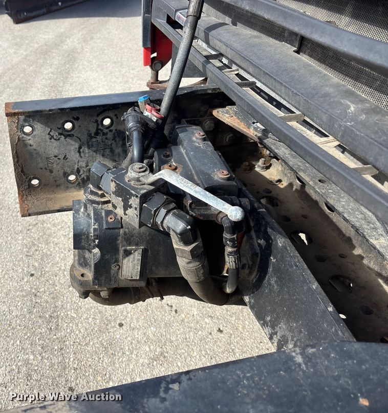 image for item FB0783 2015 Freightliner 108SD dump truck