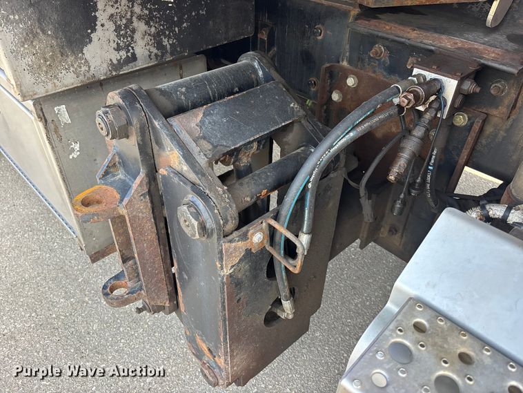 image for item FB0783 2015 Freightliner 108SD dump truck