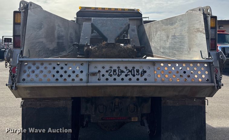image for item FB0783 2015 Freightliner 108SD dump truck