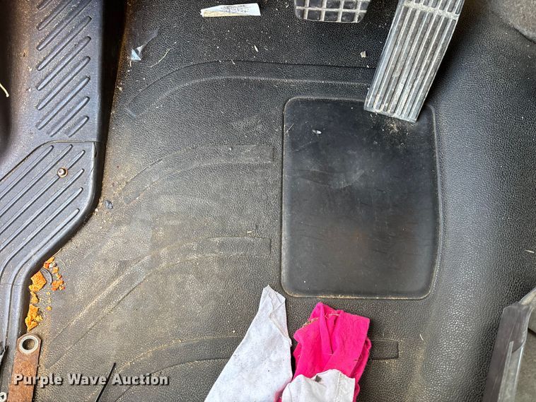 image for item FB0783 2015 Freightliner 108SD dump truck