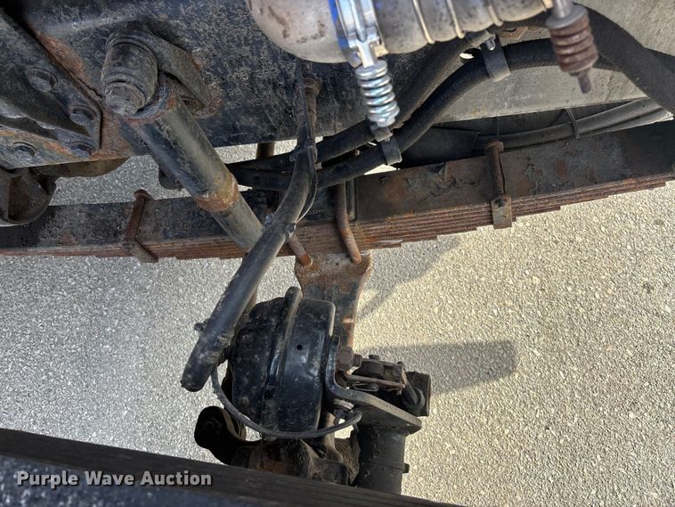 image for item FB0783 2015 Freightliner 108SD dump truck