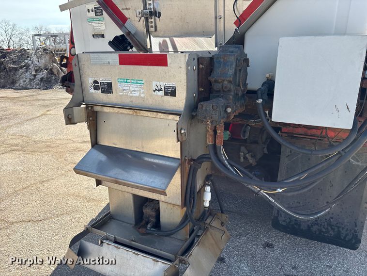 image for item FB0784 2007 International 7500 dump truck