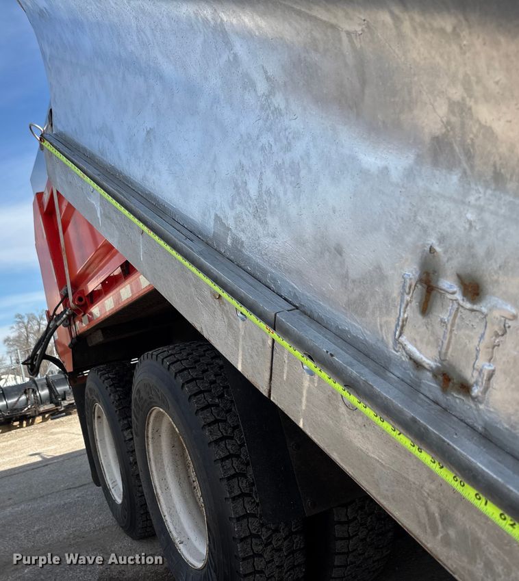 image for item FB0784 2007 International 7500 dump truck