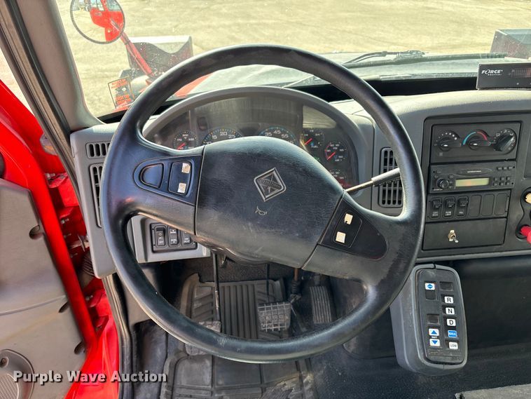 image for item FB0784 2007 International 7500 dump truck