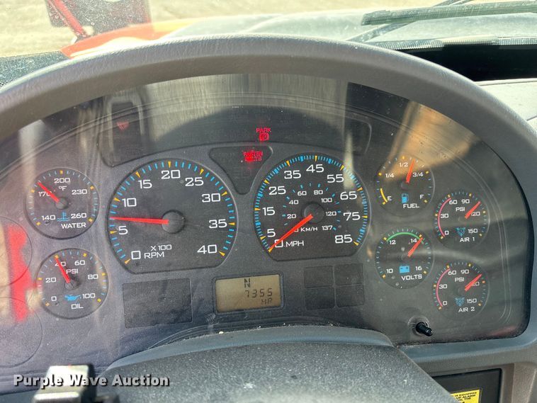 image for item FB0784 2007 International 7500 dump truck