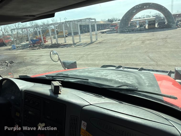 image for item FB0784 2007 International 7500 dump truck