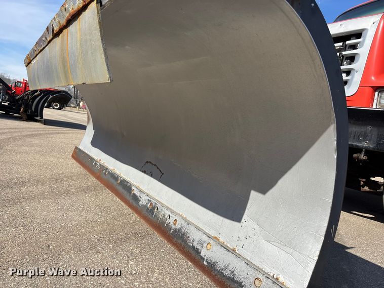 image for item FB0785 2006 Sterling Truck L7500 Series dump truck