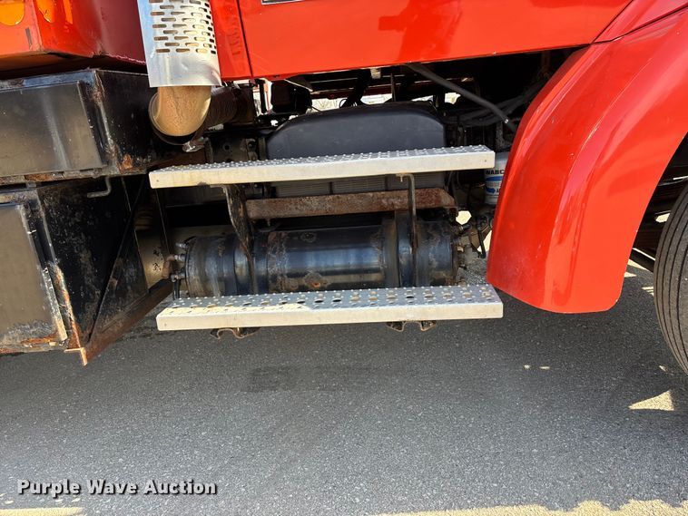 image for item FB0785 2006 Sterling Truck L7500 Series dump truck