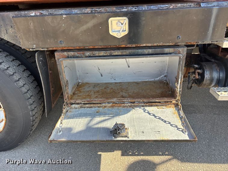 image for item FB0785 2006 Sterling Truck L7500 Series dump truck