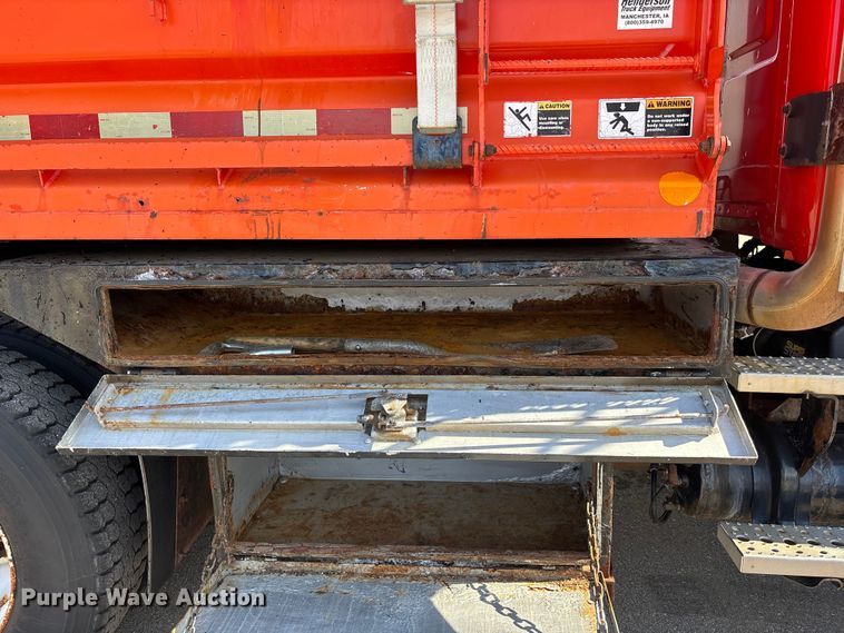 image for item FB0785 2006 Sterling Truck L7500 Series dump truck