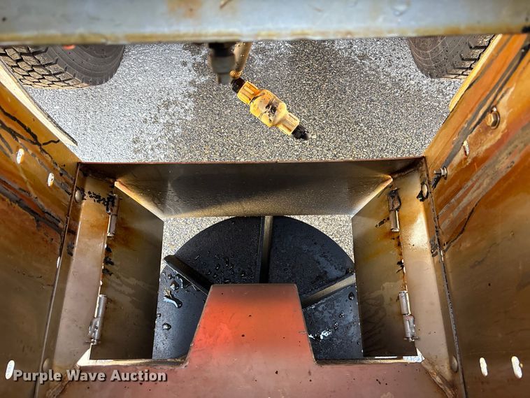 image for item FB0785 2006 Sterling Truck L7500 Series dump truck