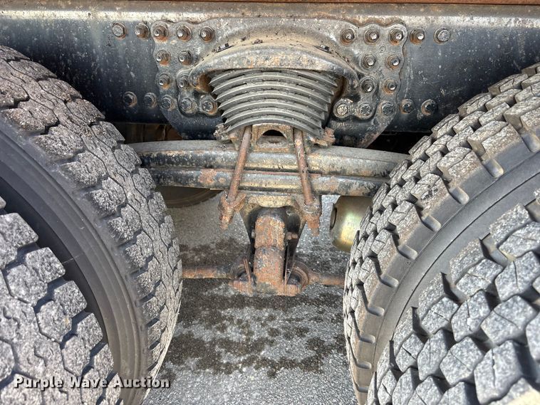 image for item FB0785 2006 Sterling Truck L7500 Series dump truck