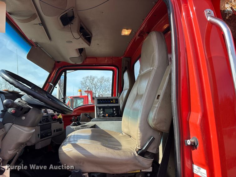 image for item FB0785 2006 Sterling Truck L7500 Series dump truck