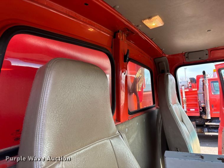 image for item FB0785 2006 Sterling Truck L7500 Series dump truck