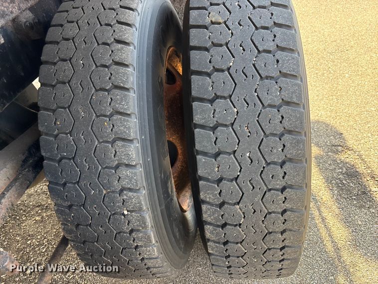 image for item FB0785 2006 Sterling Truck L7500 Series dump truck