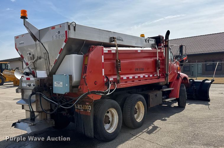 image for item FB0786 2006 Sterling dump truck