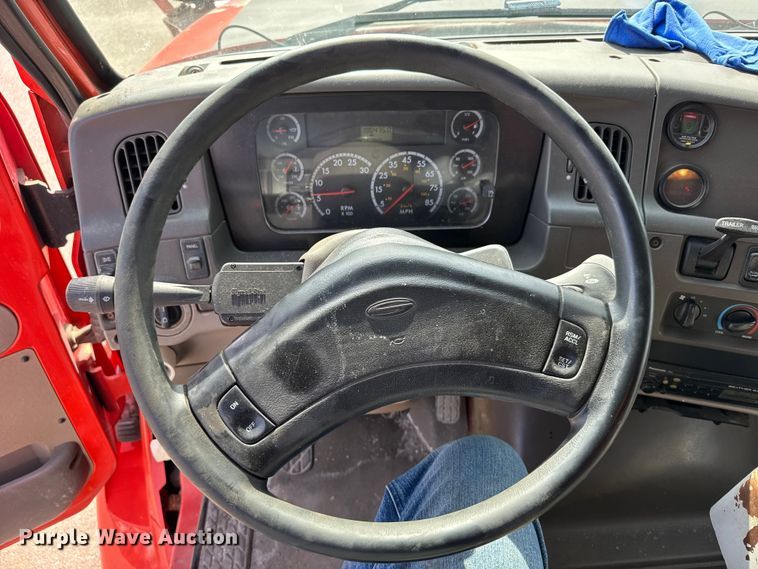 image for item FB0786 2006 Sterling dump truck