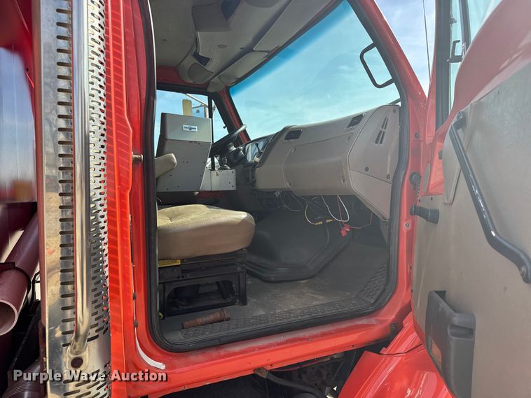 image for item FB0786 2006 Sterling dump truck