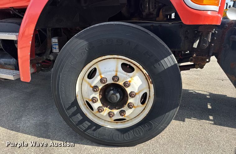 image for item FB0786 2006 Sterling dump truck