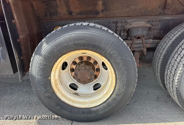 image for item FB0786 2006 Sterling dump truck